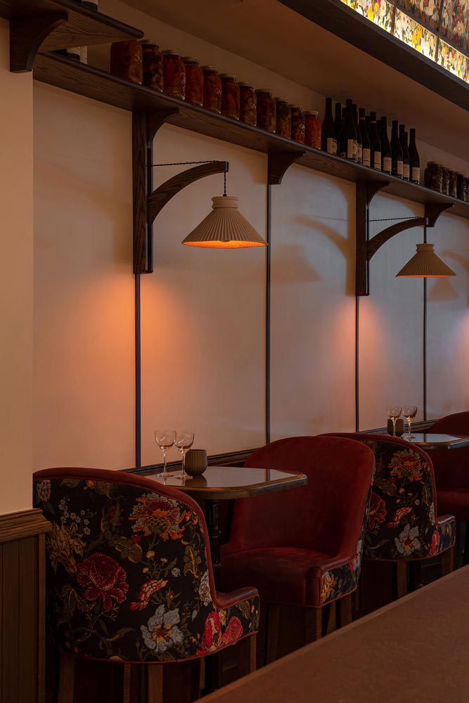 Dyonne Fashina, ARIDO sought to create a space that felt like the home of a dear family member, and the treasures she’s collected over a lifetime.